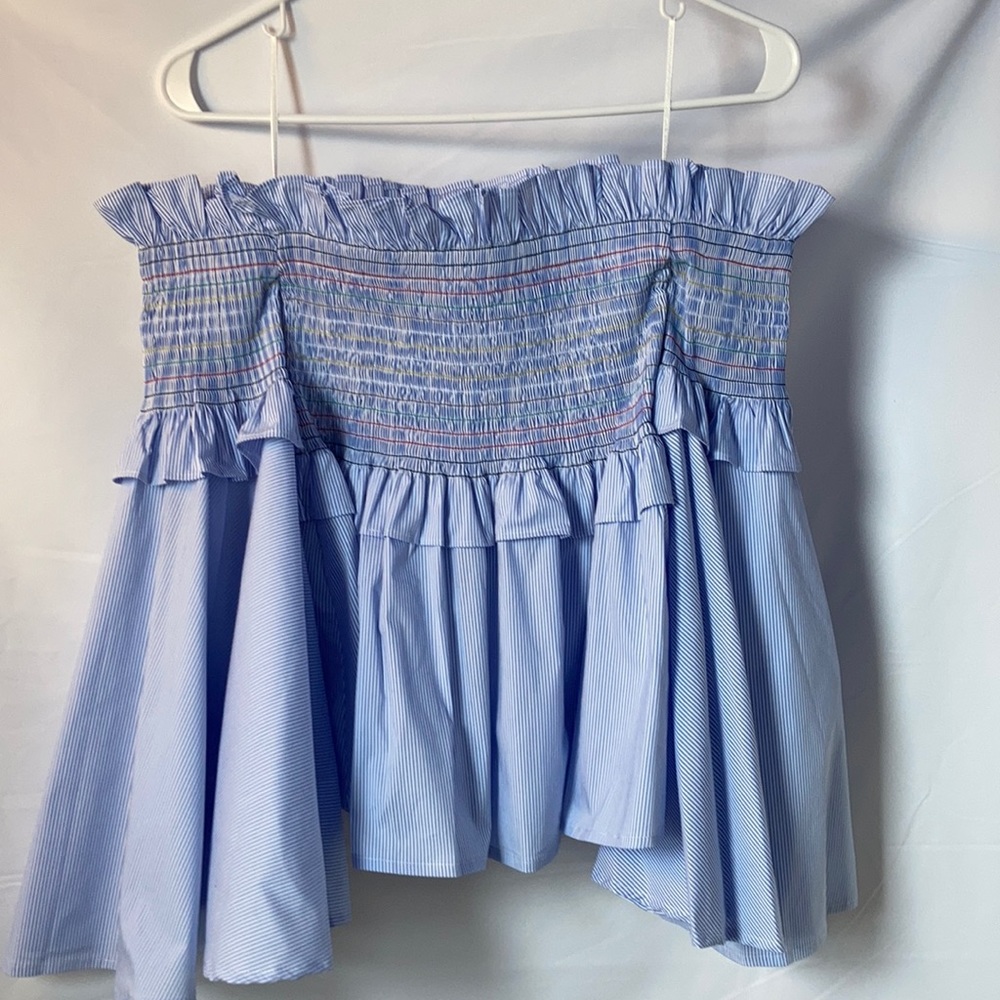 NWOT off the shoulder bell sleeve crop top size XS